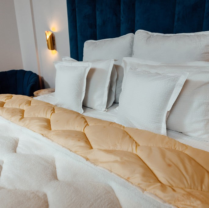 Pilota Iarna Blana 180x210 cm - ThermaFur Medicinala Matlasata